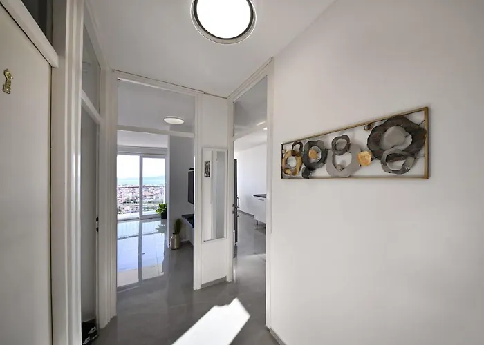 Loro 1 * Zadar