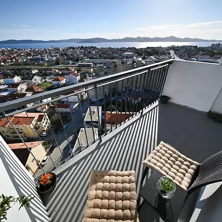 Loro 1 Apartment Zadar